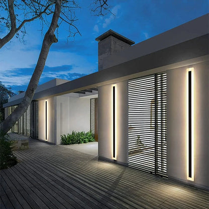 Outdoor Wall Mounted Lighting Fixture
